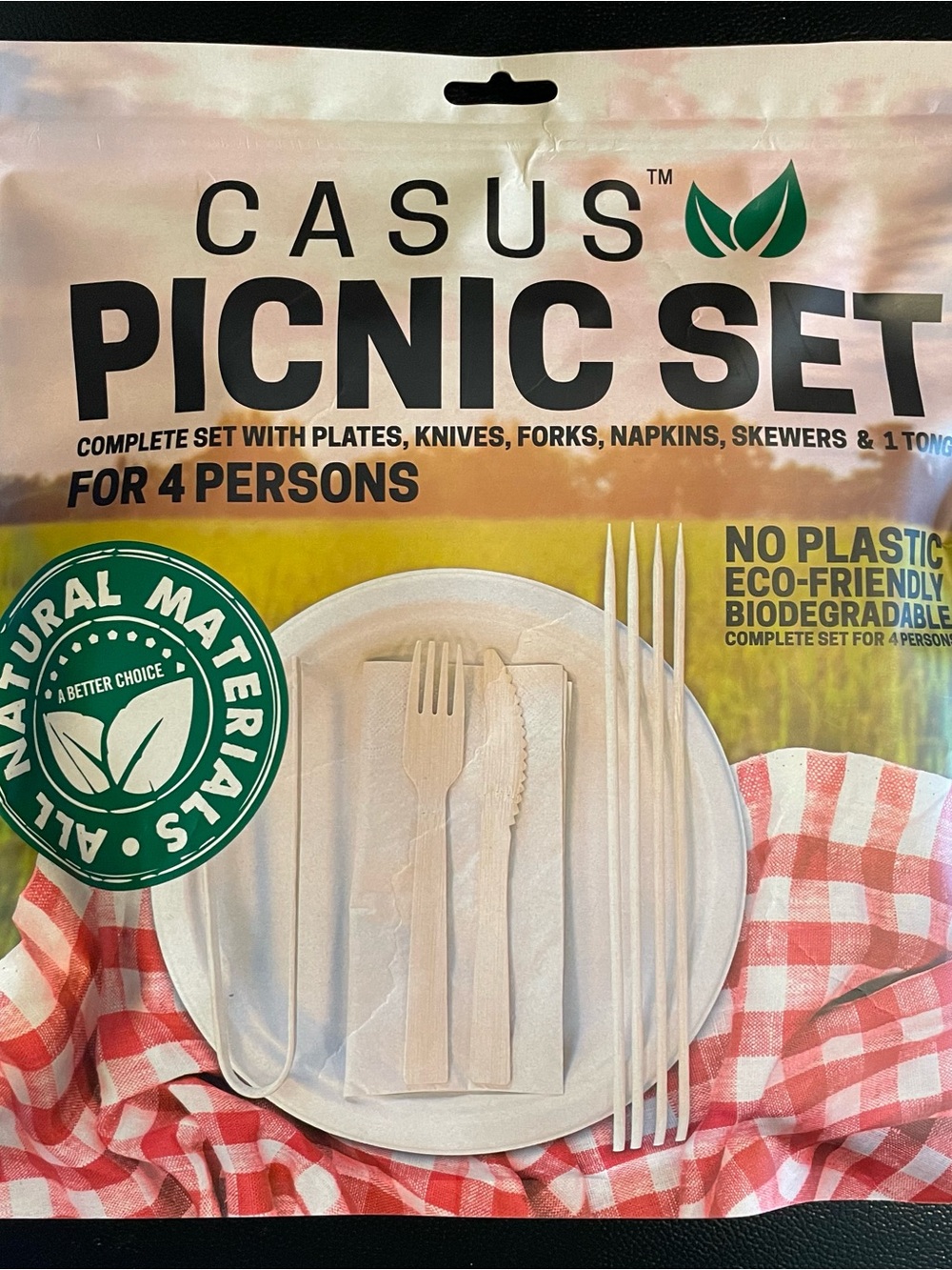CASUS Beige Picnic Set for 4